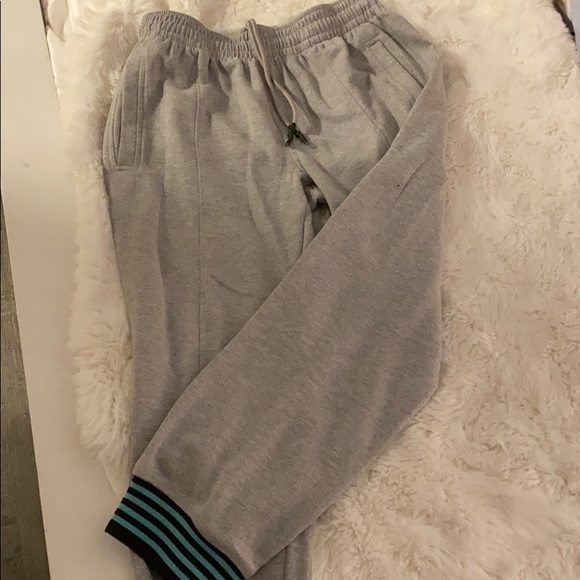 Umbro Other - Umbro premier grey Double Knits sweat pants